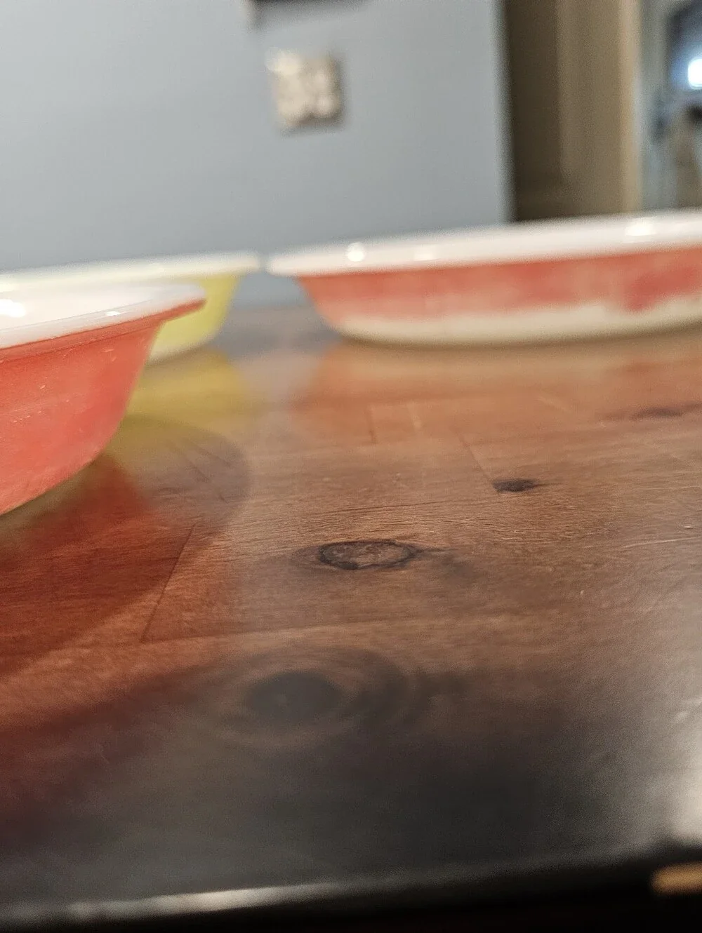 Vintage Pyrex 209 Milk Glass Pie Pans Set of 4 (3 Pink Flamingo, 1 Green) 8.5